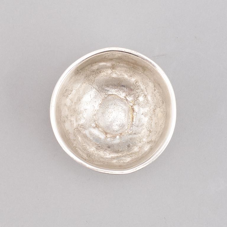 A swedish silver tumbler, mark of Henrik Nourin, Norrköping 1747.