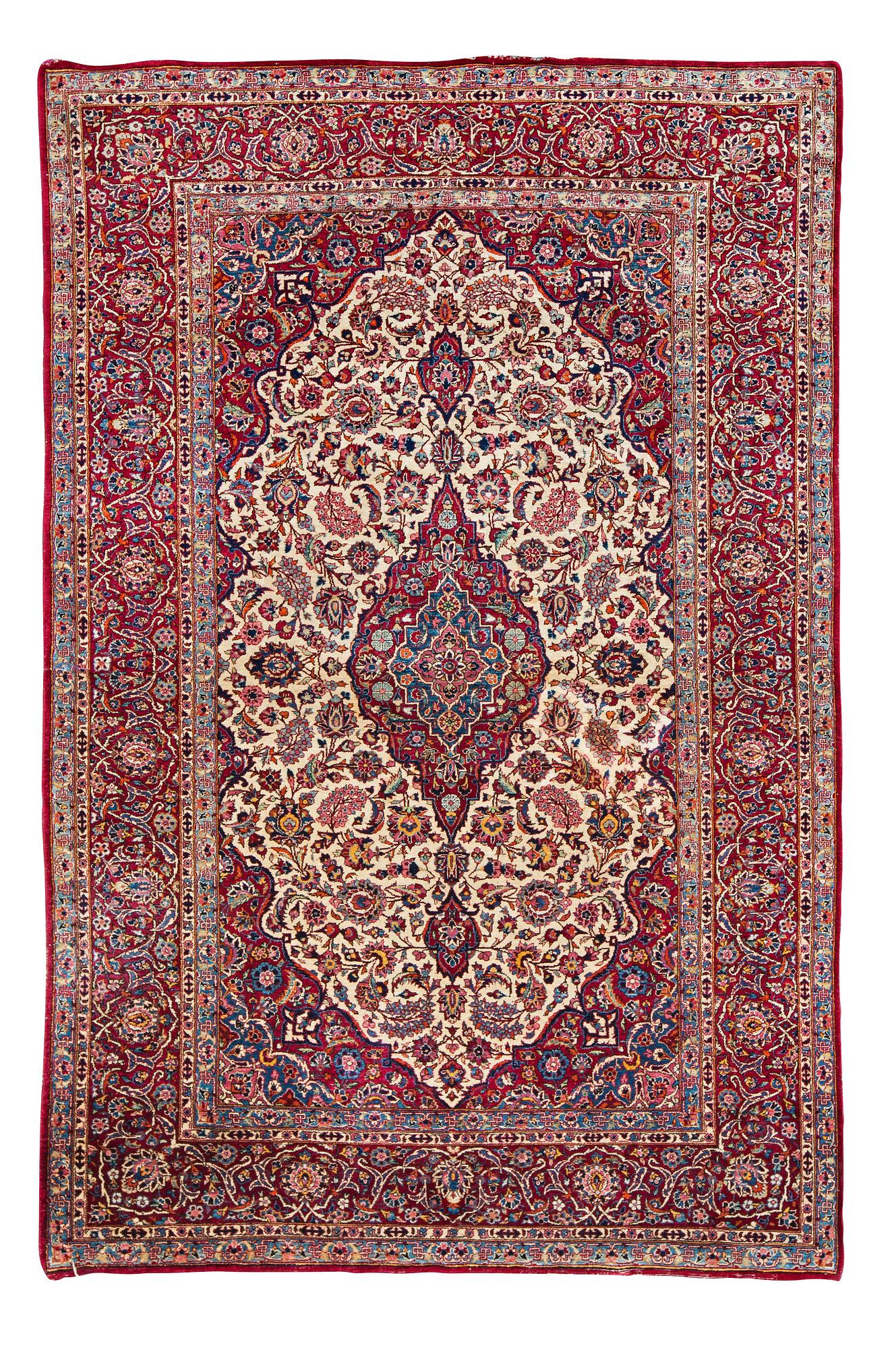 SEMI-ANTIQUE SILK KASHAN. 208 x 138,5 cm.