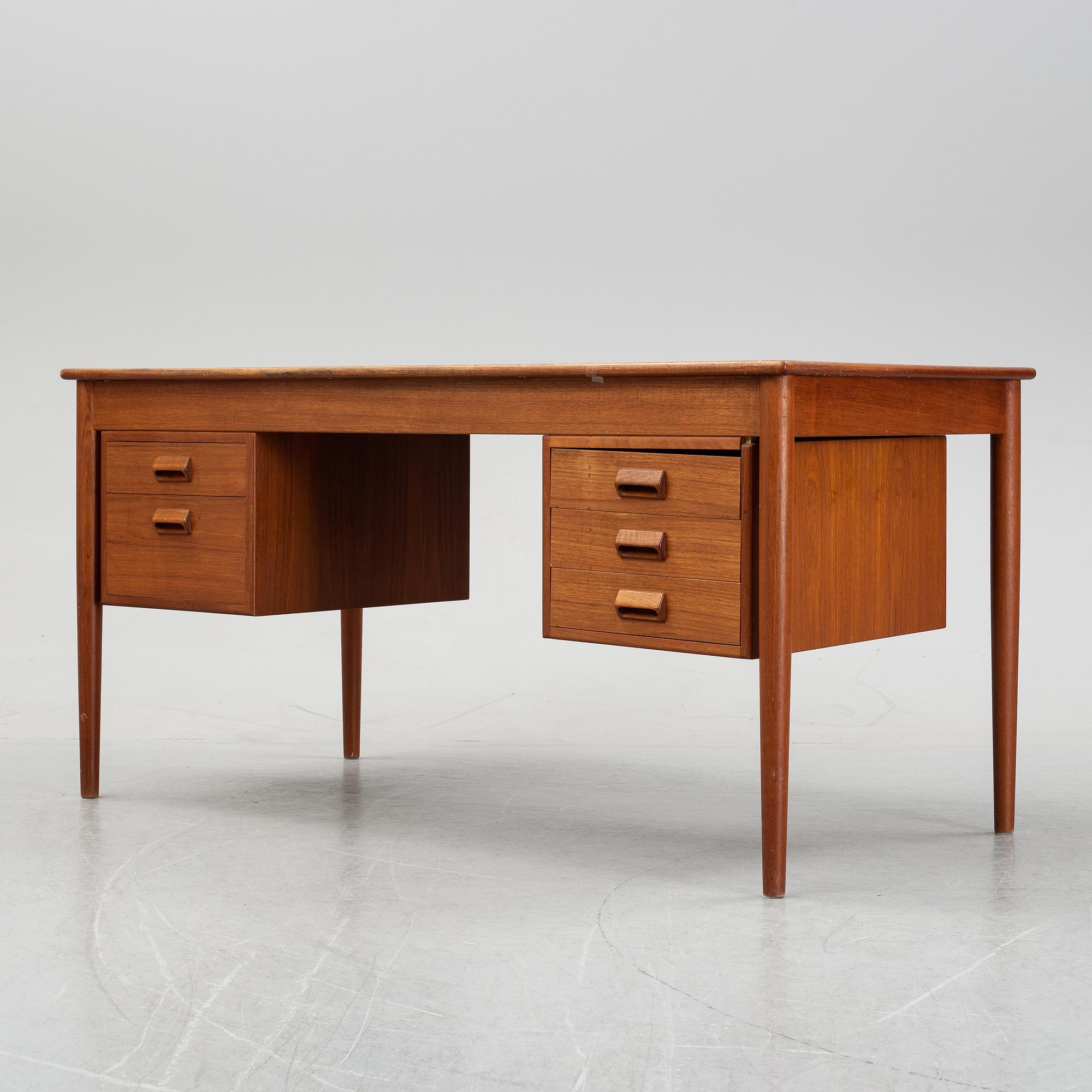 Børge Mogensen, A teak desk, Søborg Möbler, Denmark, 1950's/60's.