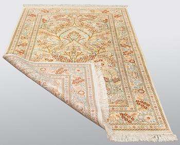 A rug, Oriental silk, ca 154 x 92 cm.