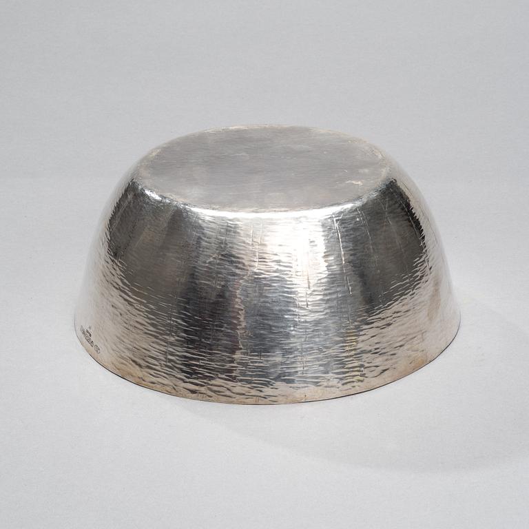 TAPIO WIRKKALA, SKÅL, sterling silver, Hopeakeskus, stämplad TW Käsityö, Tavastehus 1970. Vikt 560 g.