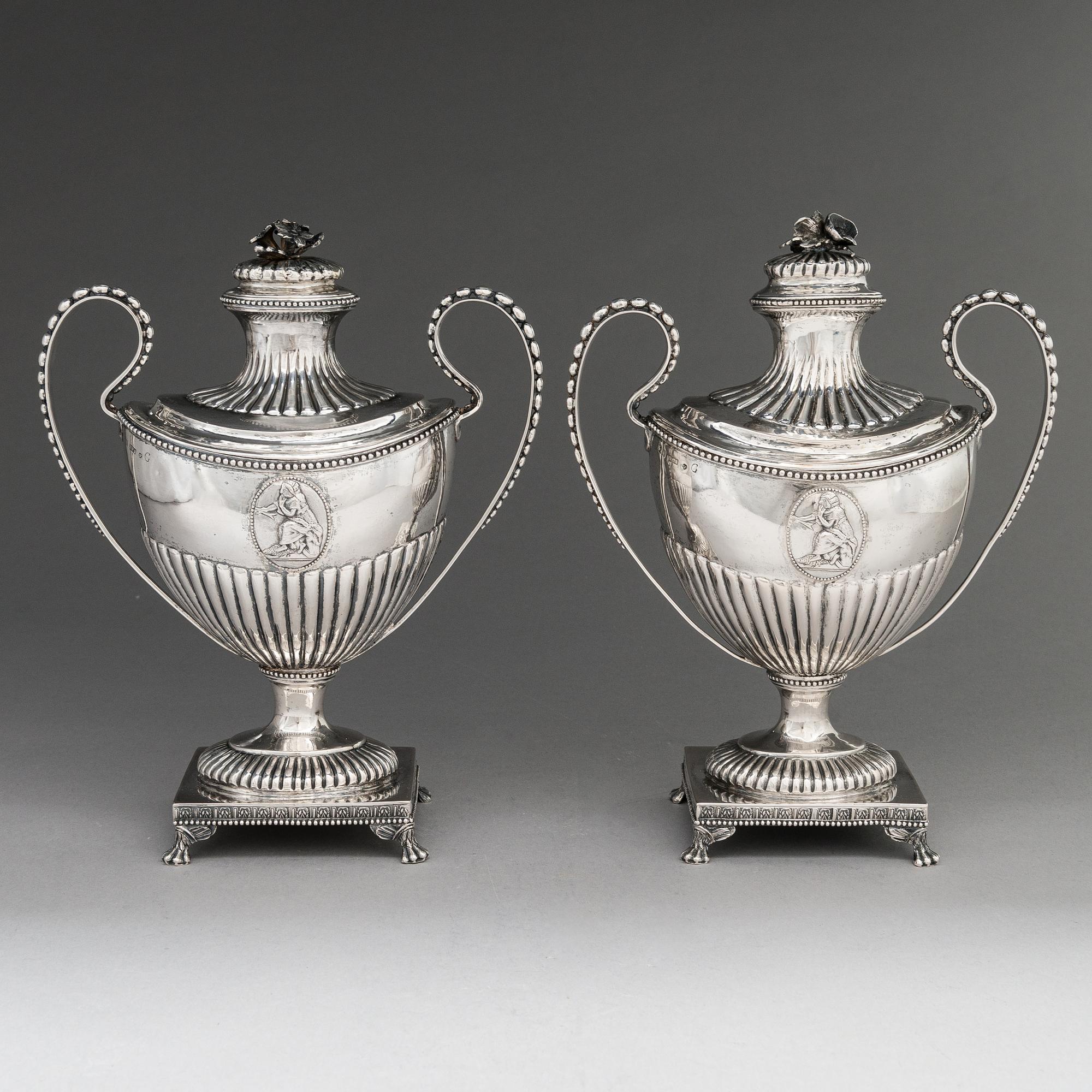 Sockerskålar, ett par, silver, gustavianska, Daniel Elfboms änka, Gävle 1795.