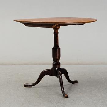 A late gustavian tilt top table by Lorentz Lundelius (master in Köping-Kungsör 1793-1805).