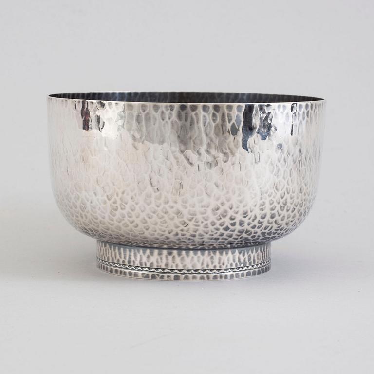 INGRID RÅSTRÖM, a silver bowl from Råströms, Stockholm, 1985.