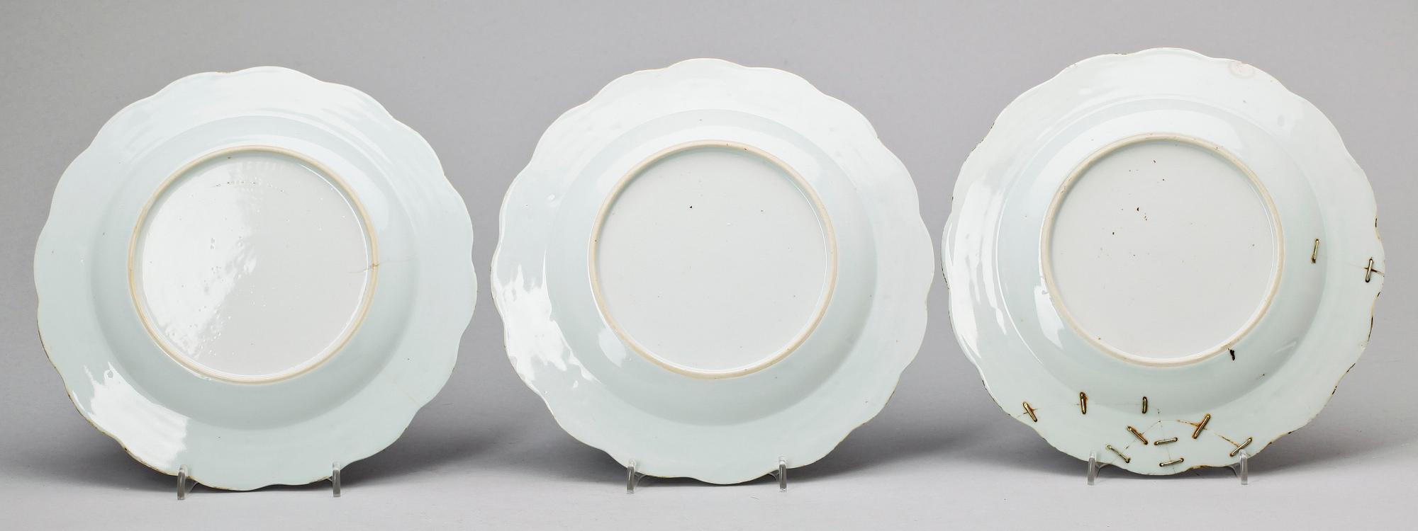 TALLRIKAR, 3 st, porslin, Kina, Qianlong, 1700-tal.