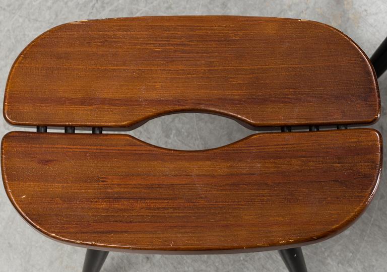 ILMARI TAPIOVAARA, pallar, a set of three "Pirkka" stools, Artek, Finland.
