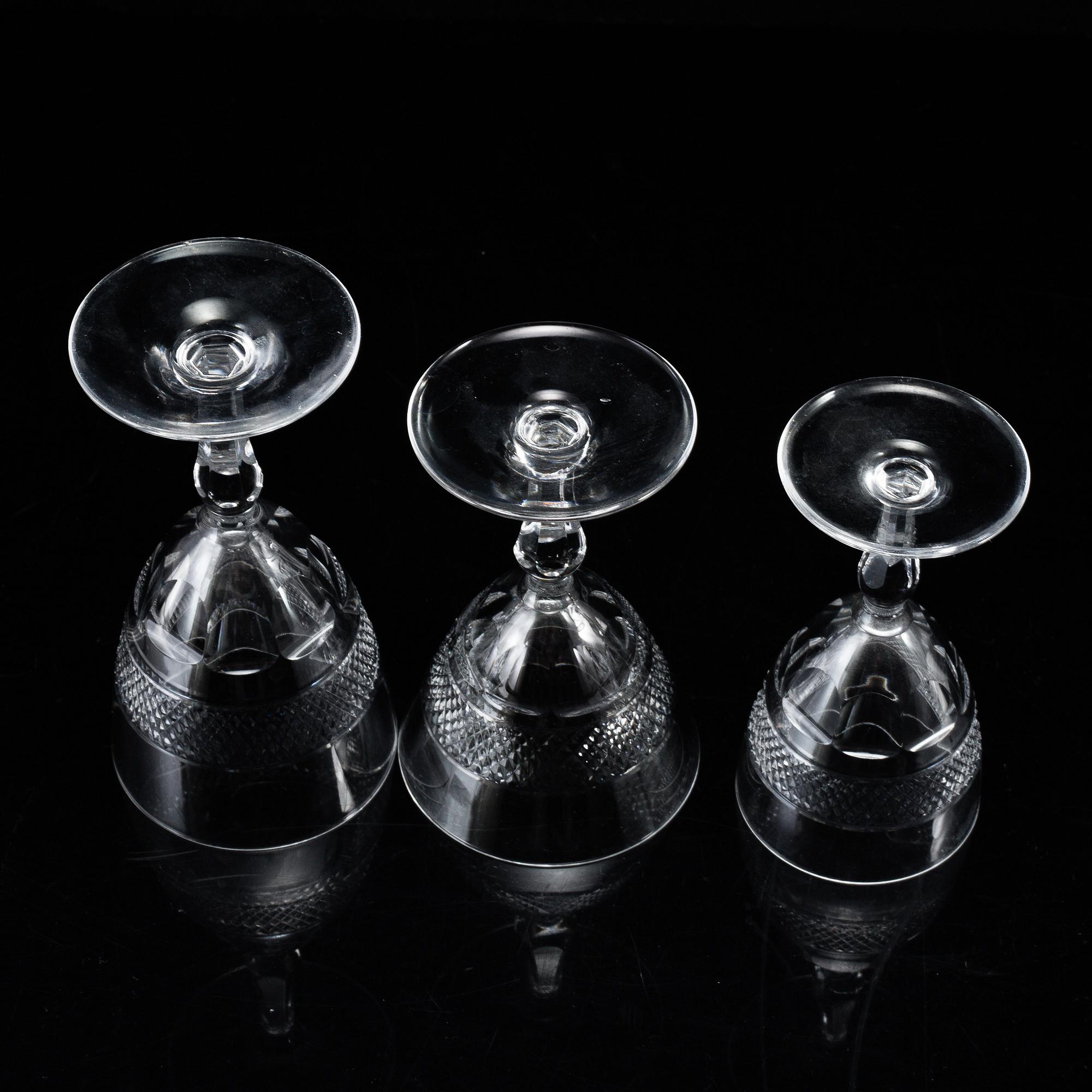 An Edward Hald part 'Rio' glass service, Orrefors (28 pieces).