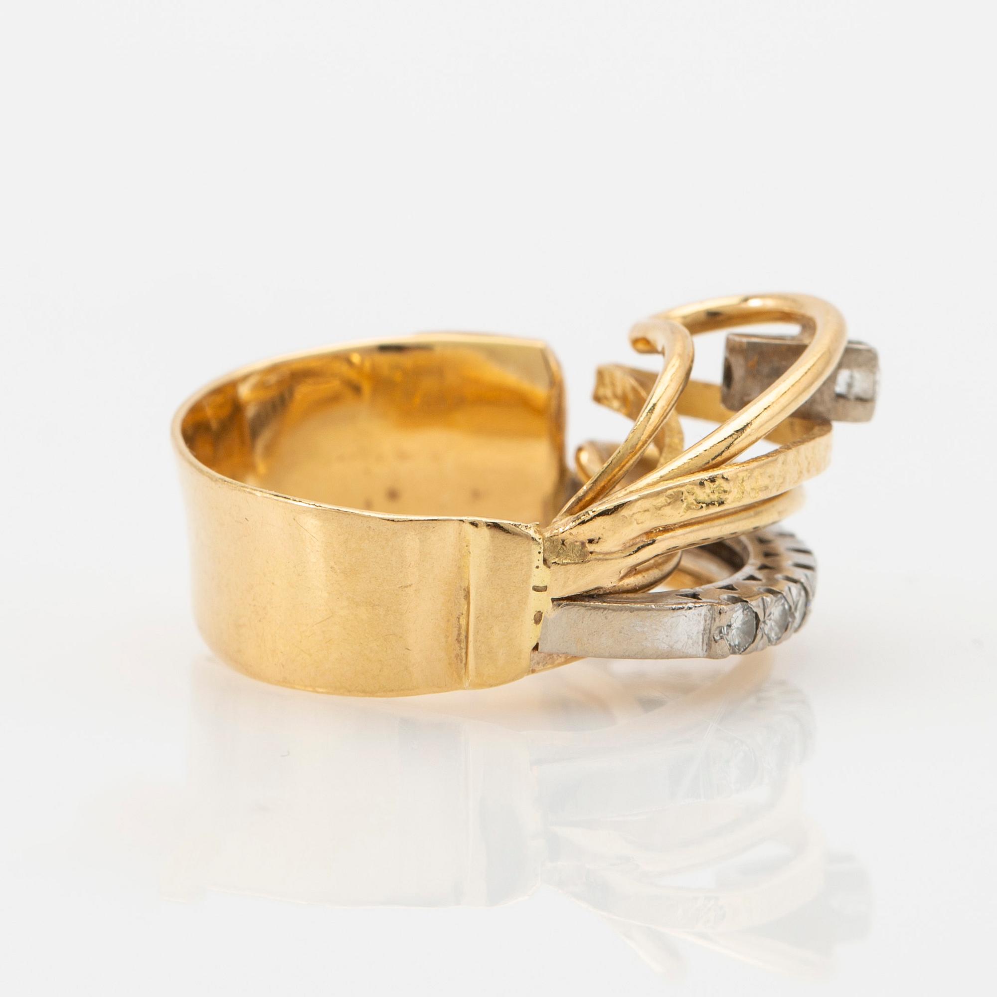 Elon Arenhill, ring, 18k guld med diamanter.