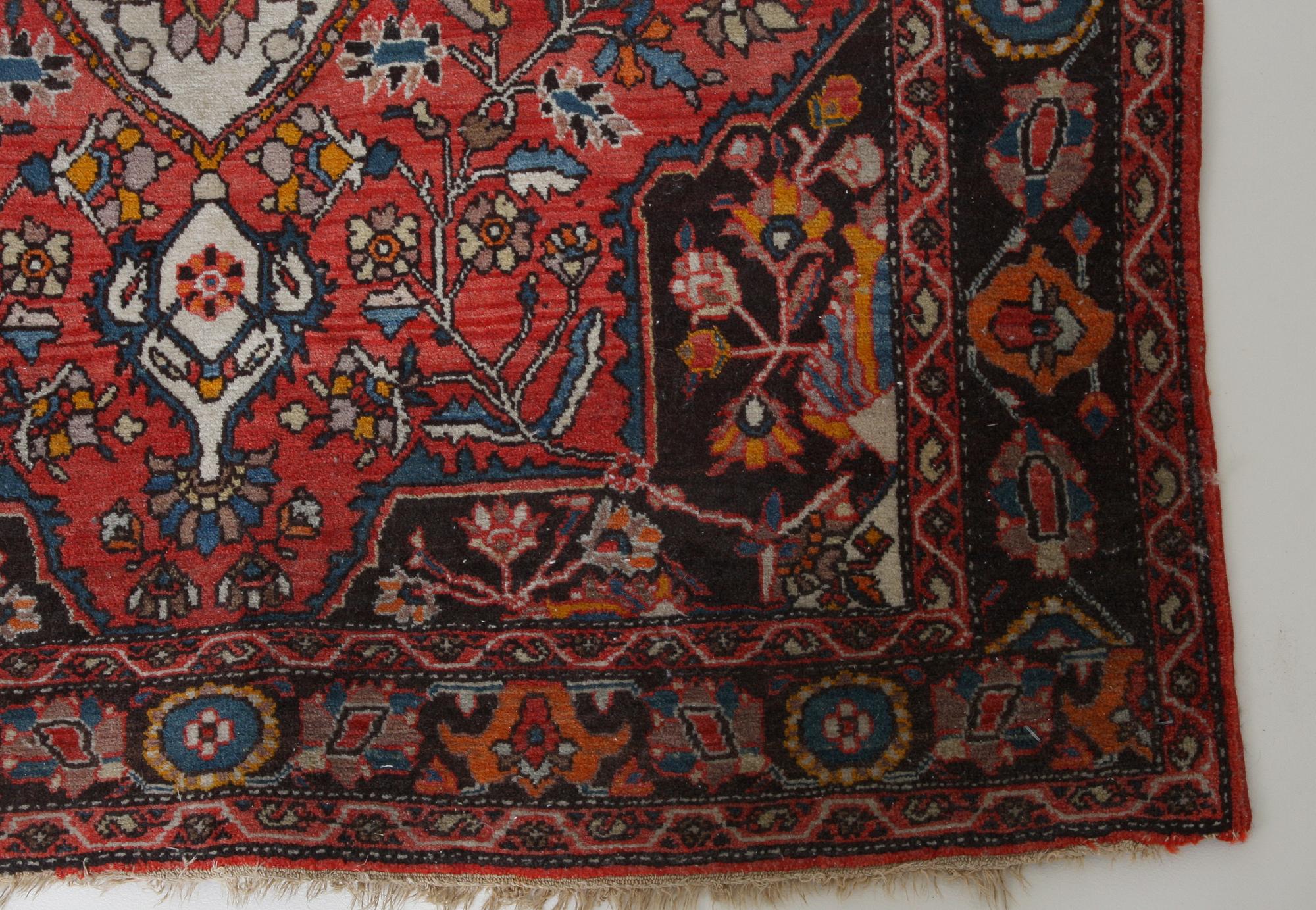MATTA, orientalisk. 148 x 100.