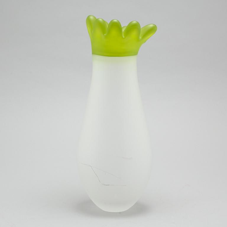 ANN WÅHLSTRÖM, vas, glas, Kosta Boda, signerad och numrerad 1/10.