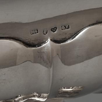 SKÅL PÅ FOT, silver, Gustaf Folcker, Stockholm 1842. Vikt c:a 640 g.