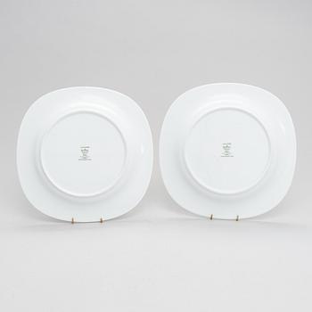 Timo Sarpaneva, fat, 2 st, porslin, "Suomi Jubileumsedition" Rosenthal, Studio-line 2001.