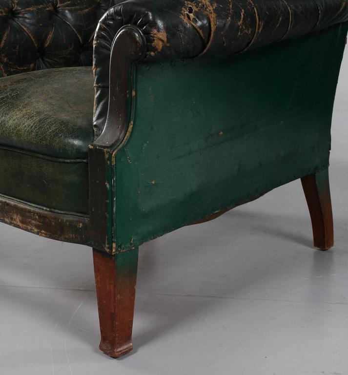 FÅTÖLJER, ett par, 1900-talets första hälft.