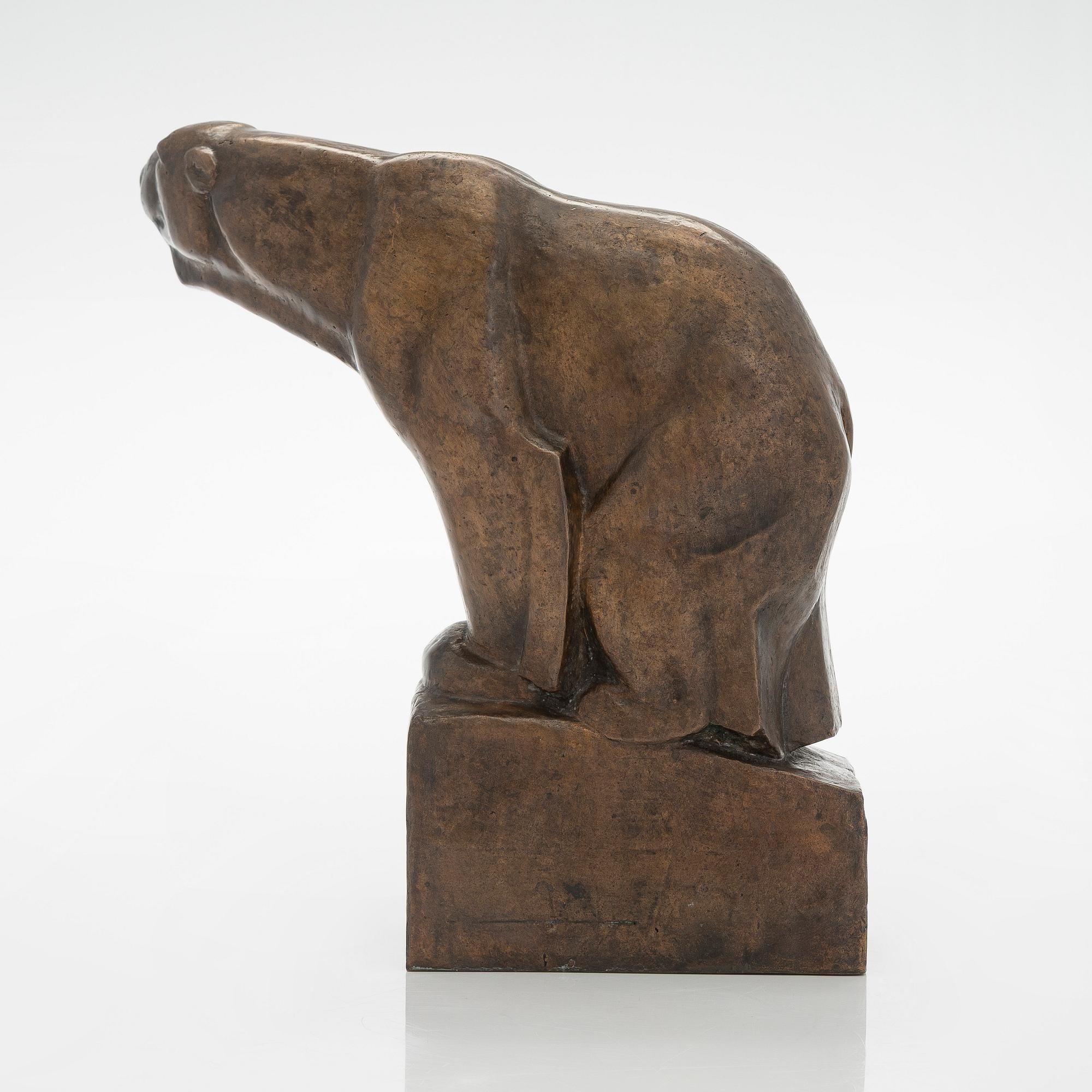 Jussi Mäntynen, Observing Polar Bear.