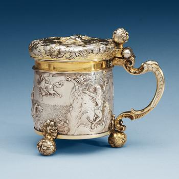 A Swedish 17th century parcel-gilt tankard, makers mark of Nicolaus Breuman, Stockholm (-1666-1676(1677-)).