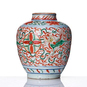 A wucai Transitional jar, 17th Century.