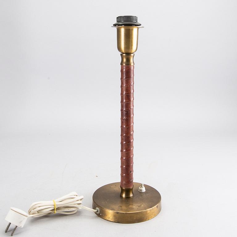 BORDSLAMPA, mässing. 1940/50-tal.