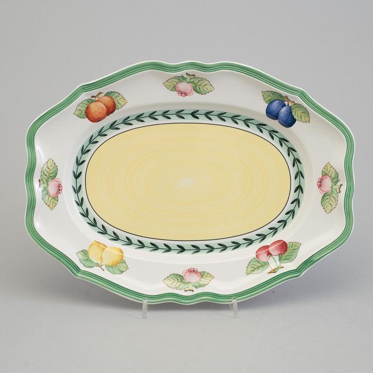 A porcelian table ware set of 26 pcs by Villeroy & Boch, "French Garden" late 20th century/21th century.