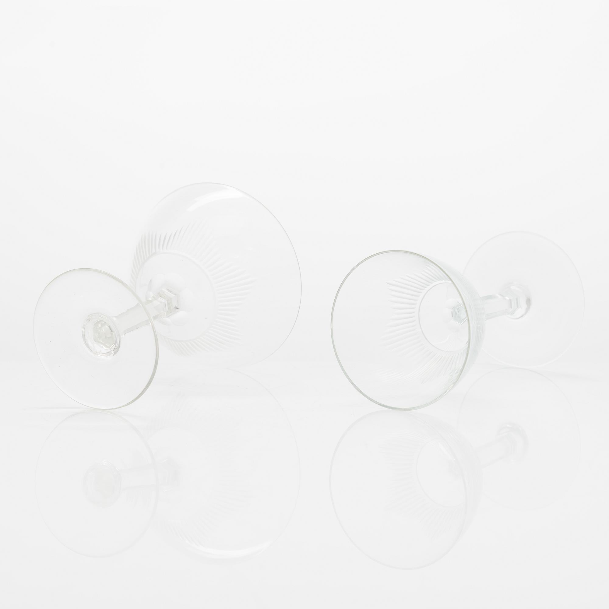 Erkki Vesanto, lasisto, 86 osaa, "Marjatta", Iittala 1947-1969.