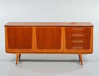 SIDEBOARD, 1900-talets andra hälft.
