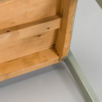 Alvar Aalto, A set of three 'model 611' chairs for O.Y. Huonekalu- ja Rakennustyötehdas A.B. 1940s.