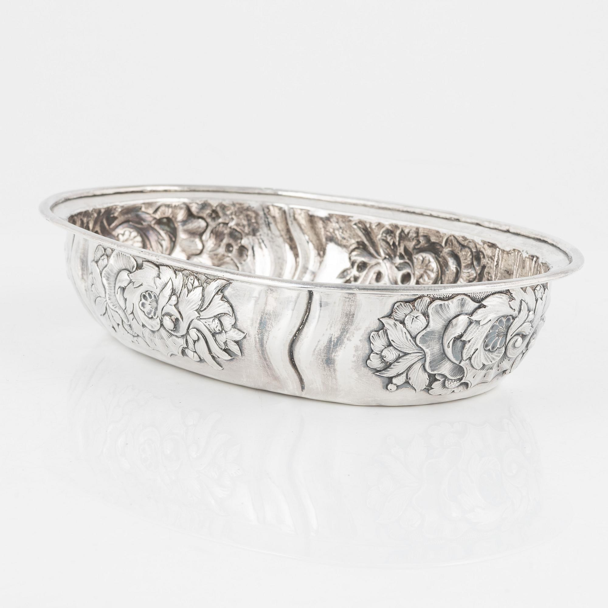 A Russian Silver Bowl, Michail Pawlowitsch Tschurmasow, Moscow 1841.