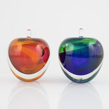 Hanne Dreutler & Arthur Zirnsack, two signed glass sculptures, Fyrklövern Studio Åhus.