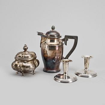 PARTI SILVER, 4 delar, bla guldsmeds aktiebolaget, Stockholm, 1900-tal. Silvervikt: ca 218 gram.