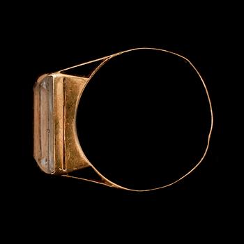 RING OCH SLIPSNÅL, 18 k guld. Tot vikt ca 4 g.