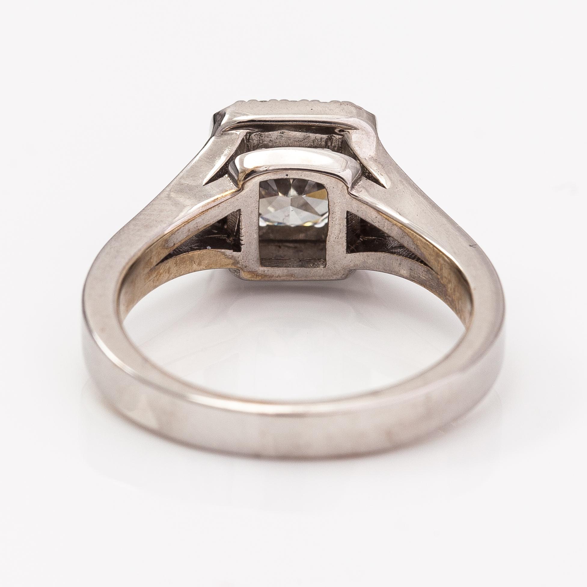 Sormus, 14k valkokultaa, timantteja n. 1.22 ct yht.