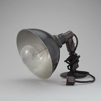 VÄGGLAMPA, Philips, 1900-talets mitt.