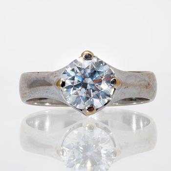 Ring 18K vitguld med 1 briljant 1,52 ct H SI1, GIA certifikat 2010.
