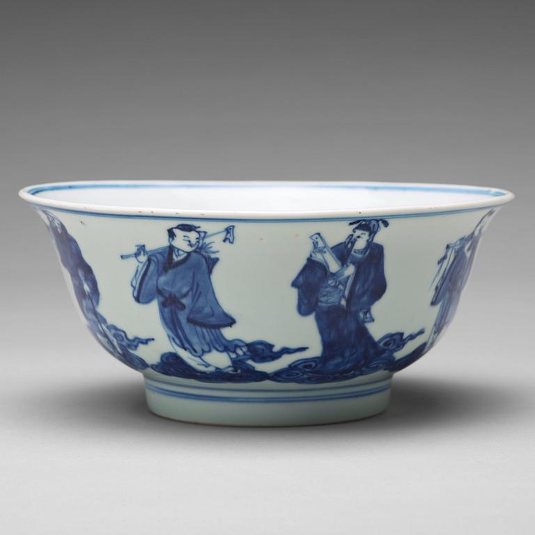 A blue and white bowl, Qing dynasty (1644-1912), with Qianlong sealmark.