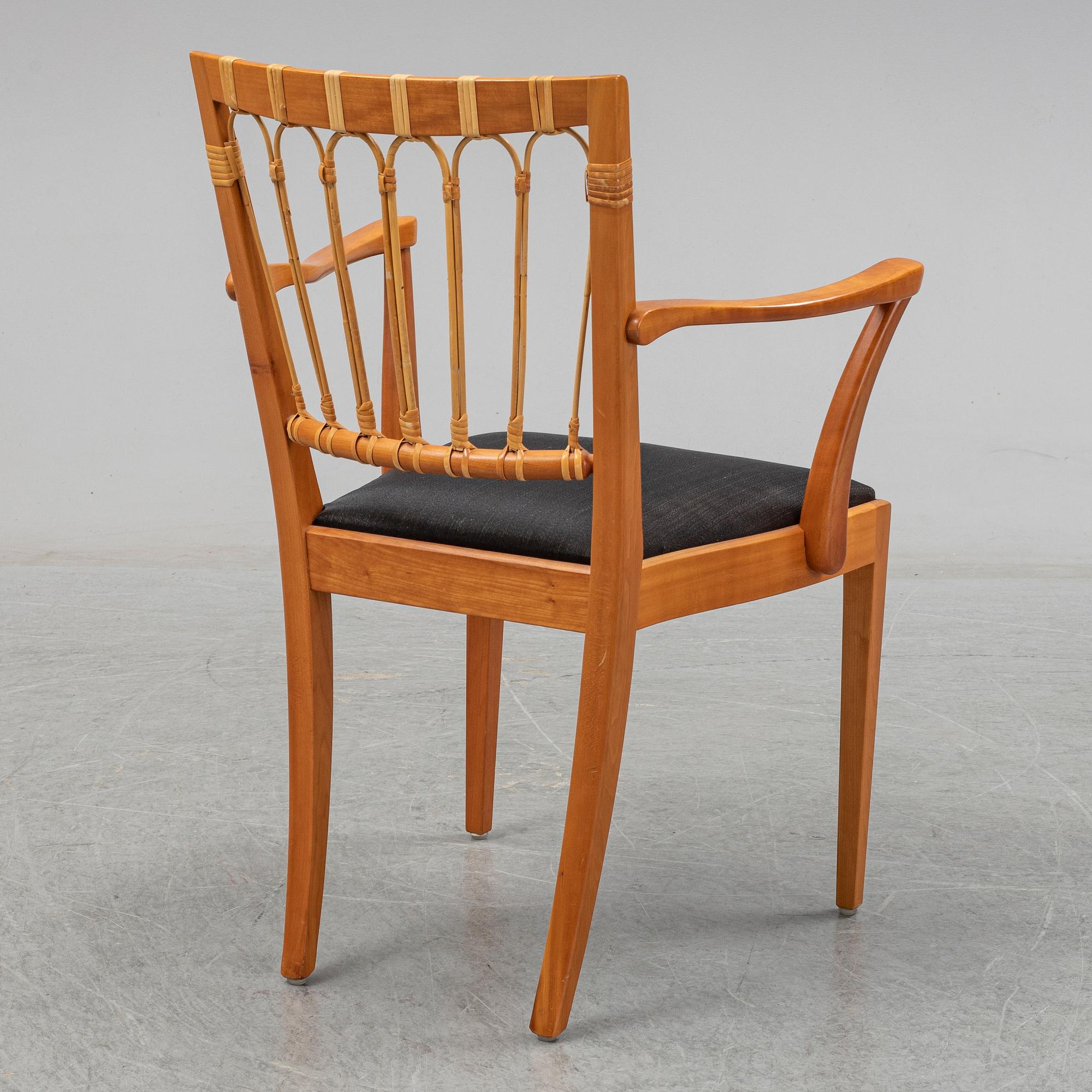 JOSEF FRANK, karmstol modell 1165, Firma Svenskt Tenn.