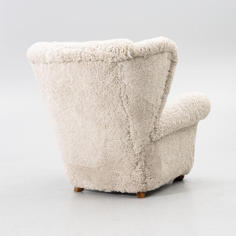 A Swedish Modern armchair, mid20th century.