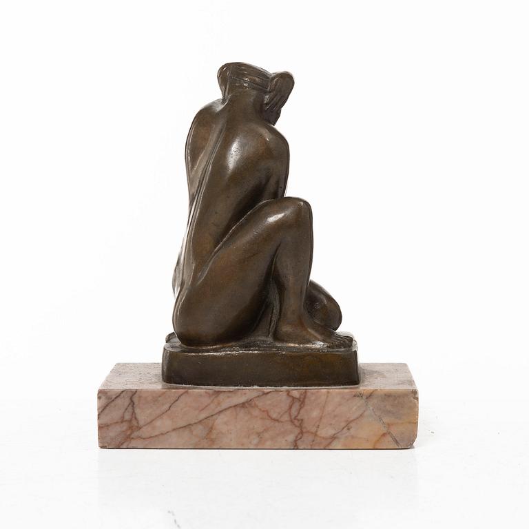 Astri Bergman-Taube, Sittande kvinna.