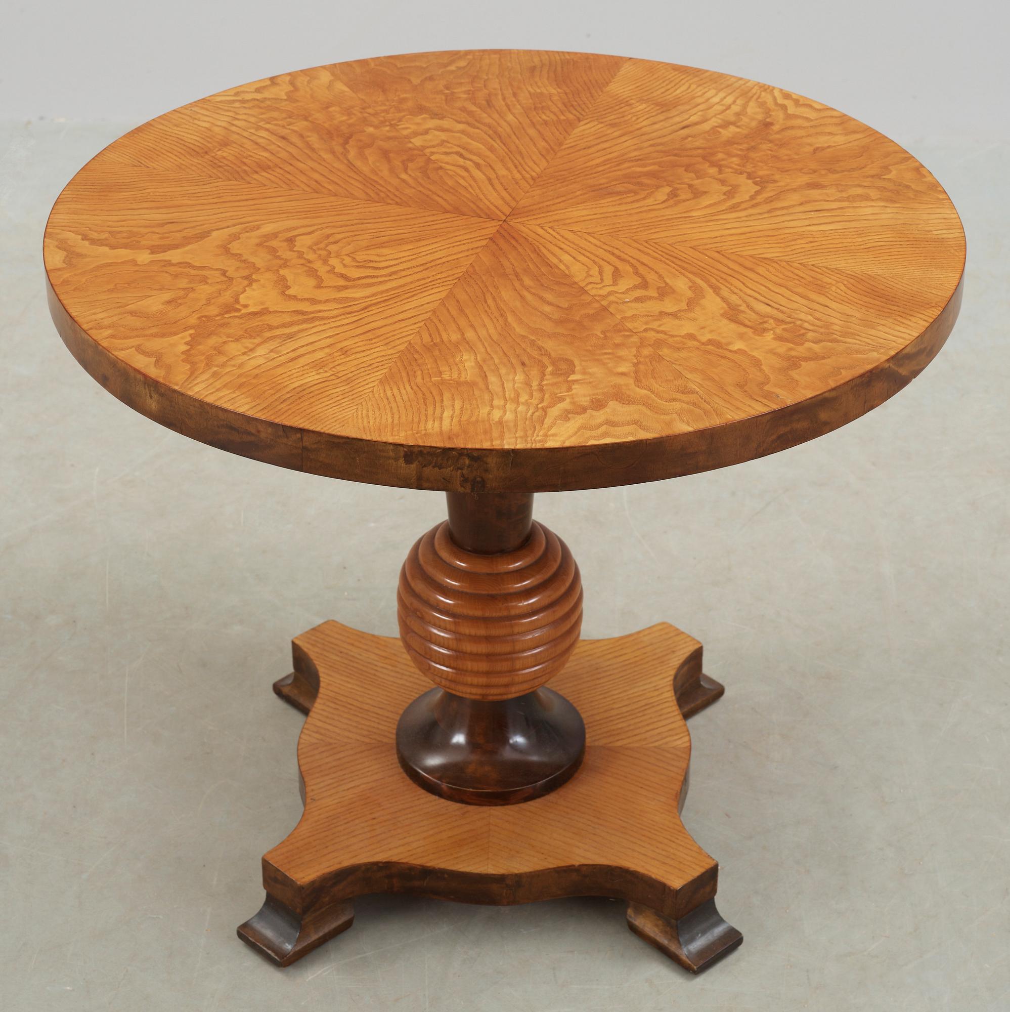 SOFFBORD, art deco, 1900-talets mitt.