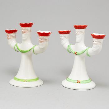 A Swedish Christmas porcelain dinner service "God Jul", 19-pieces, Gustavsberg.