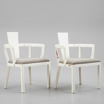 Karmstolar, ett par, 1900-talets första hälft.