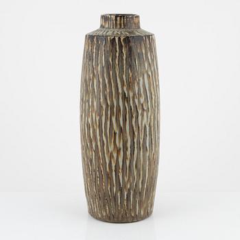 Gunnar Nylund, a "Rubus" stoneware vase, Rörstrand, Sweden.