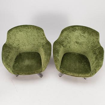 OLLI MANNERMAA, A PAIR OF ARMCHAIRS, "Vista", manufacturer Martela, 1970s.