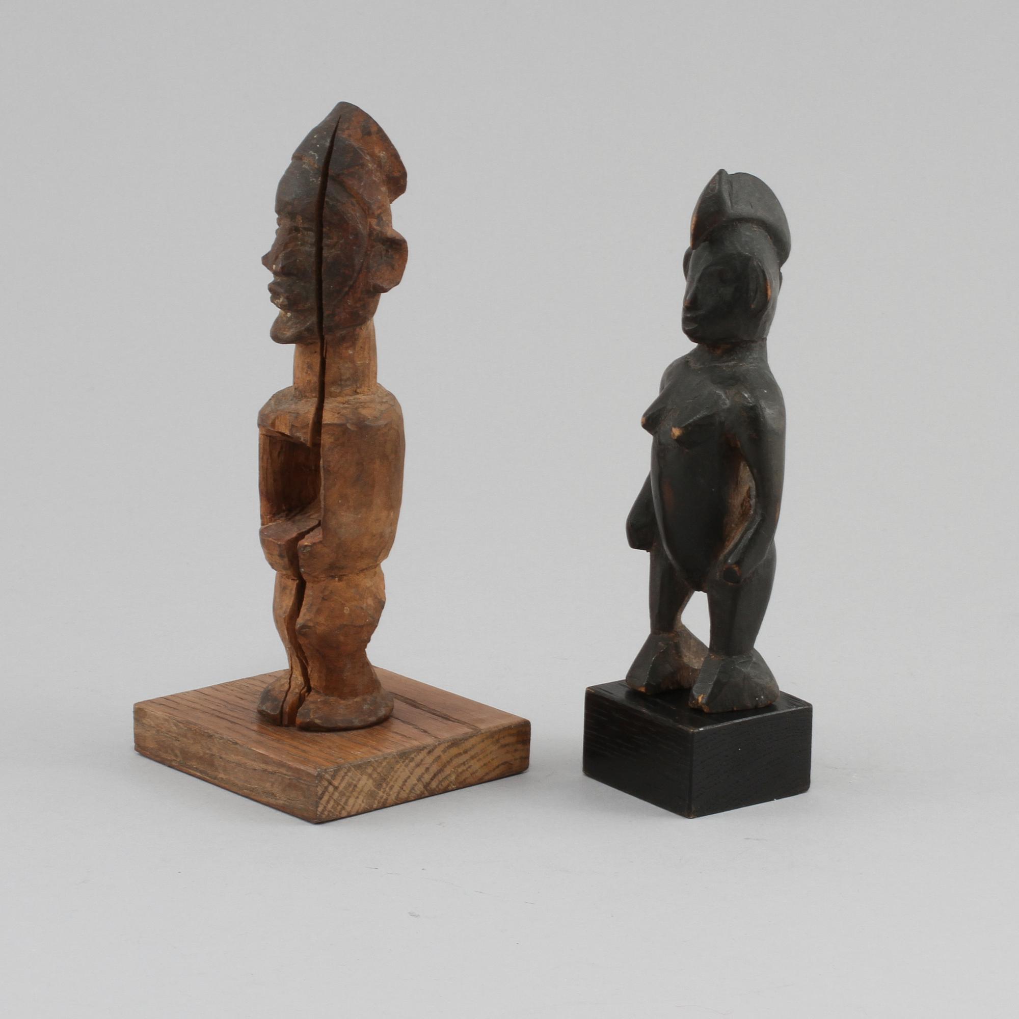 FIGURINER, 2 st, trä, Afrika, 1900-tal.