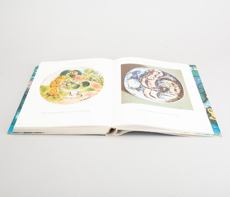 3 BOOKS, "Chagall - Le plafond de L'opera", "Chagall - Le Cirque D'Izis" and "Chagall - Ceramiques, Sculptures".