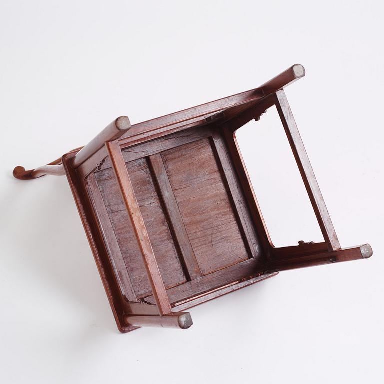 An officials hat chair, late Qing dynasty/early 20th Century.