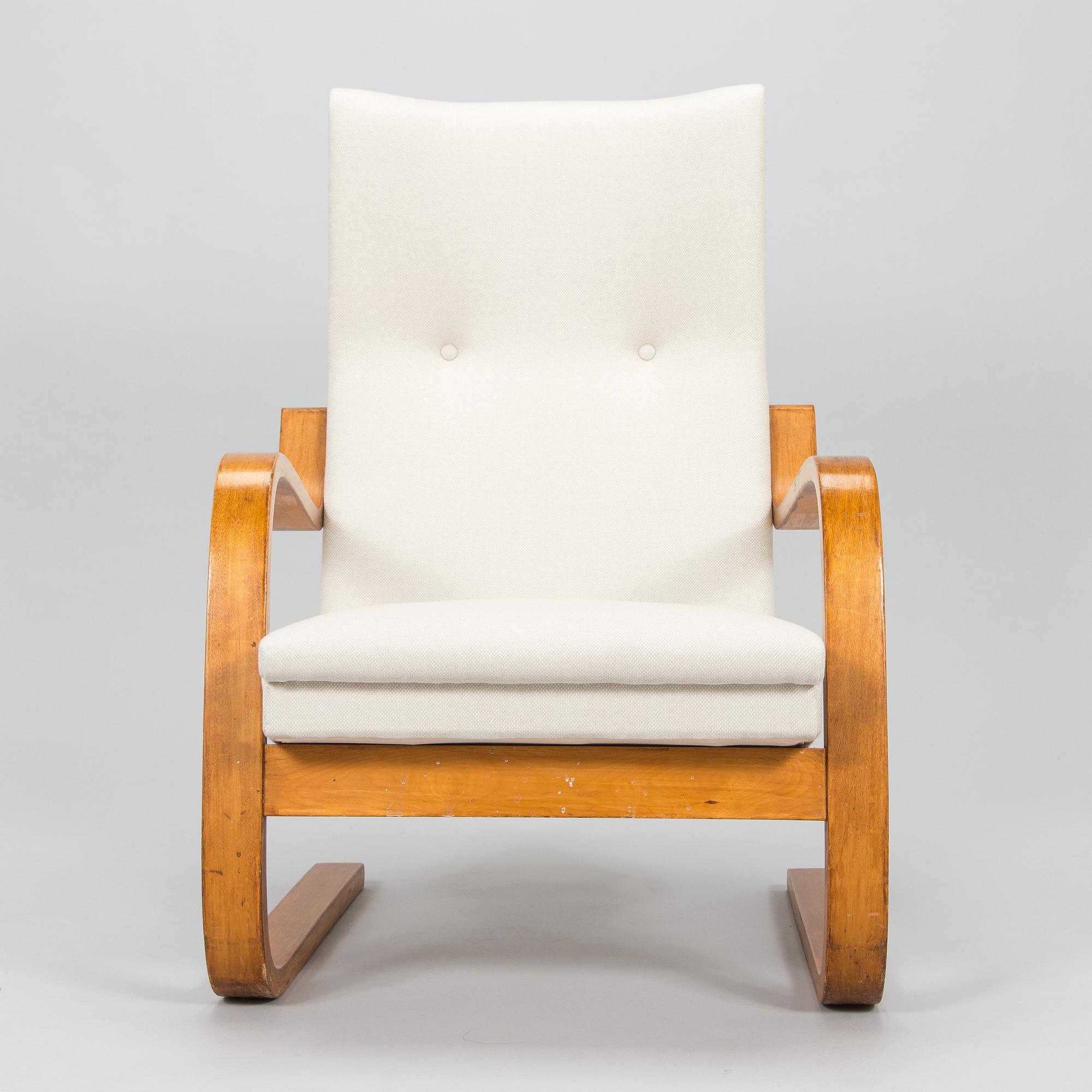 Alvar Aalto, A 1930/1940s armchair, model 36, for O.Y Huonekalu- ja Rakennustyötehdas A.B.