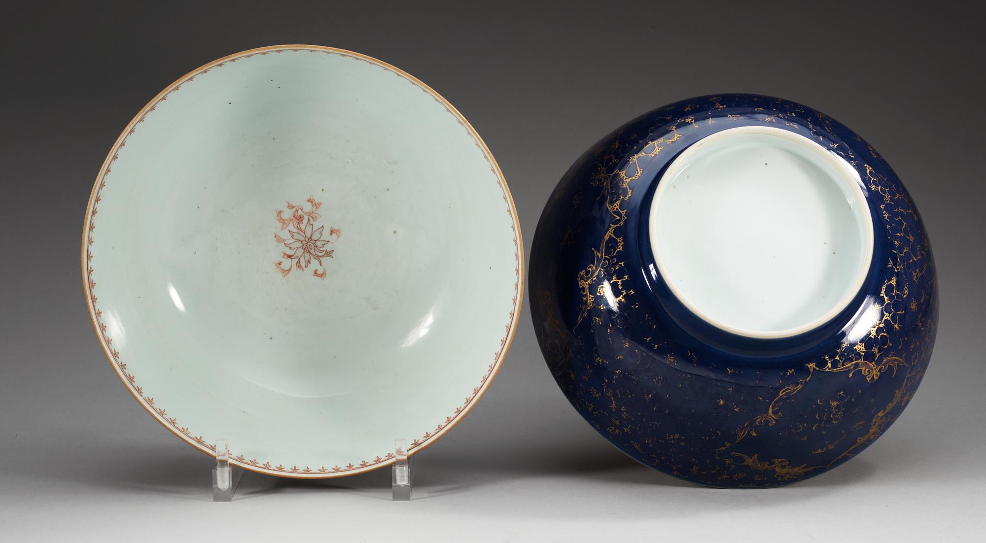 BÅLSKÅLAR, ett par, kompaniporslin. Qing dynastin, Qianlong (1726-95).