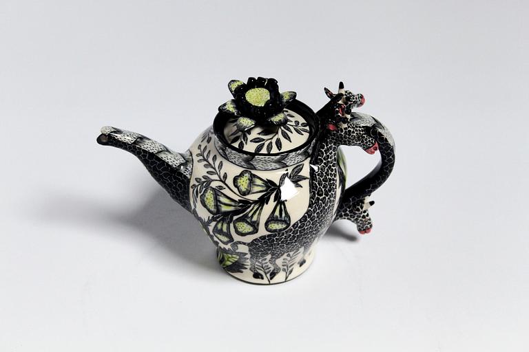 Giraffe Teapot.