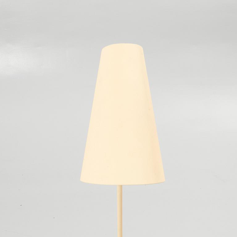 Harald Notini, golvlampa, modell 15591, Arvid Böhlmarks Lampfabrik, Stockholm, 1950-tal.