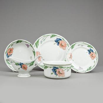 MATSERVIS, ca 32 delar, porslin, "Amapola", Villeroy & Boch.