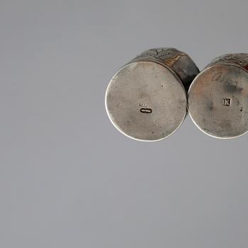15 pieces of silver from the 19th and 20th century. Weight 684 gram.